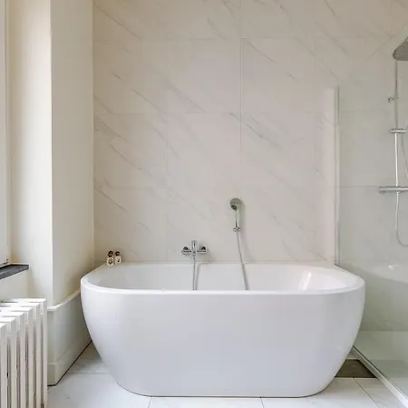 Superbe De Maitre Apartment *